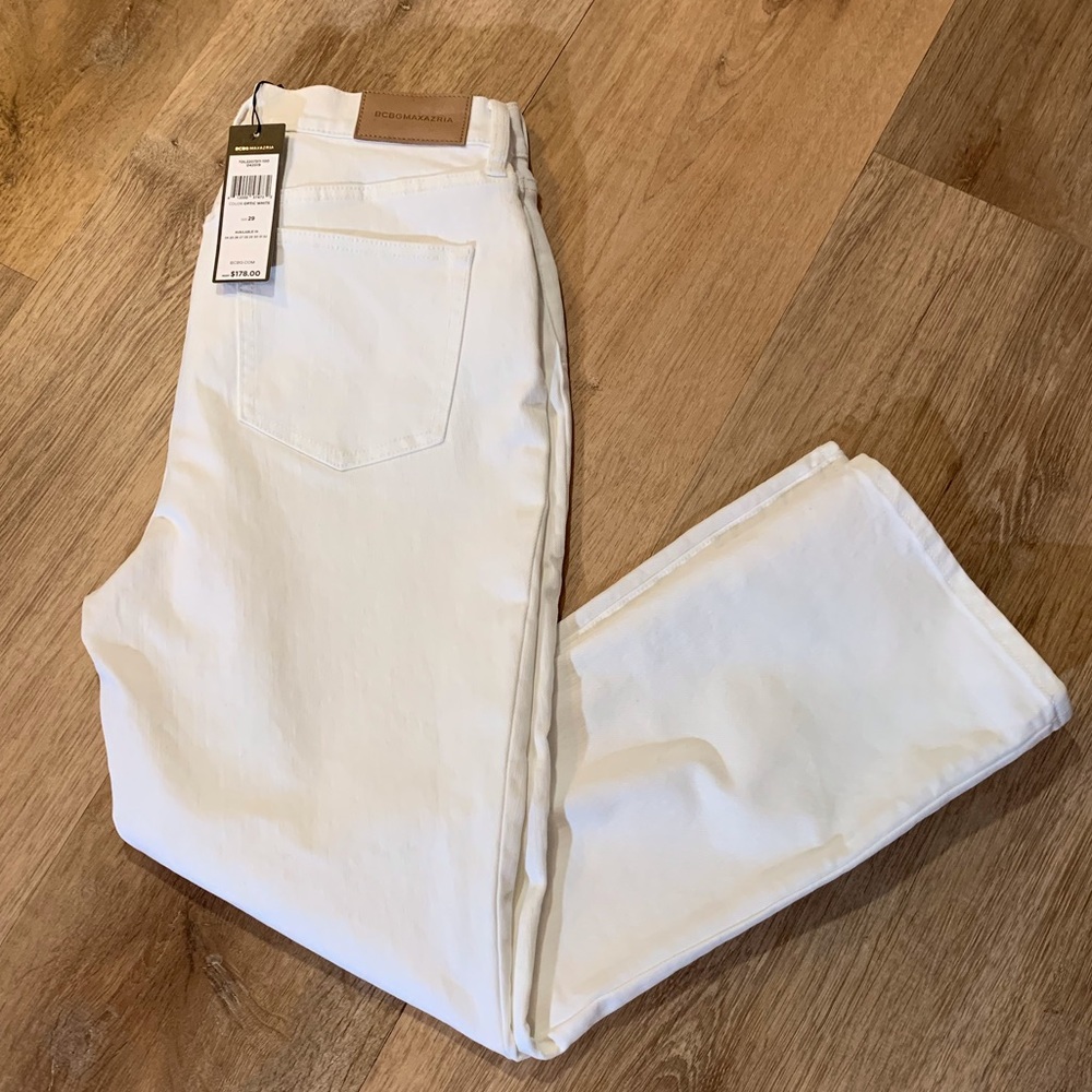 NWT BCBG White jeans cropped  size 29